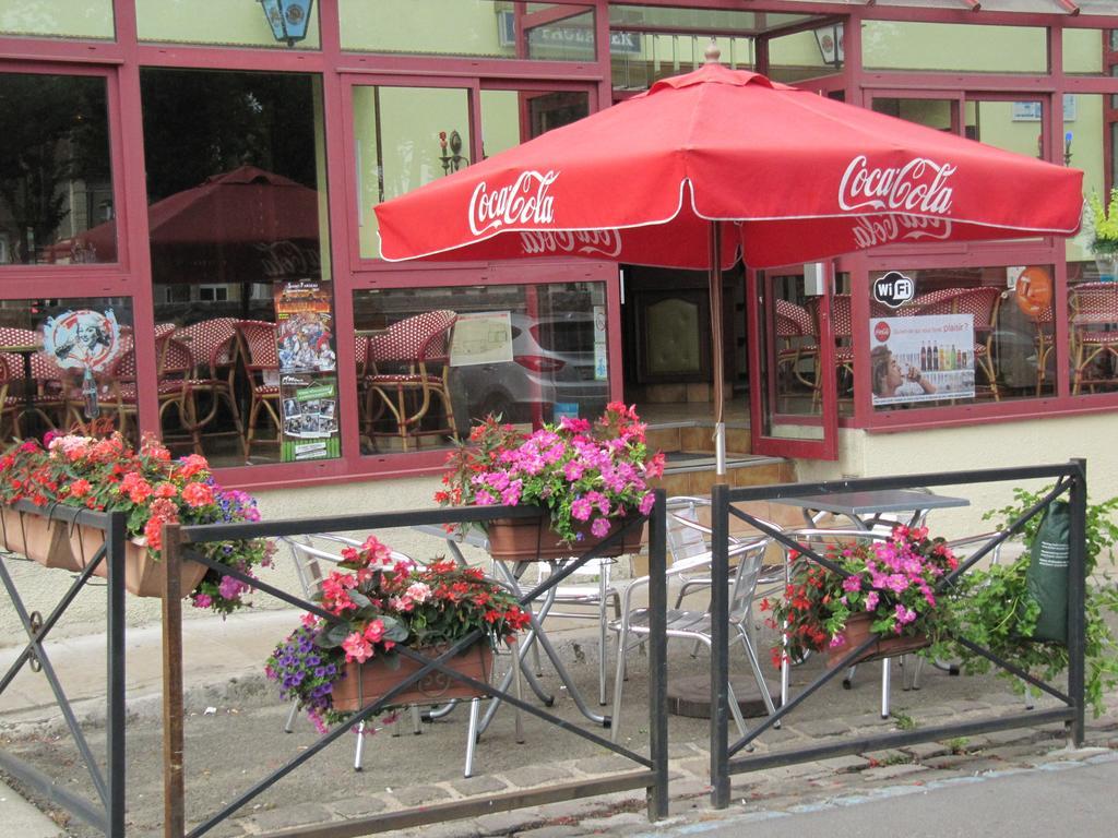 阿瓦隆 Pub Vauban Terreaux酒店 外观 照片